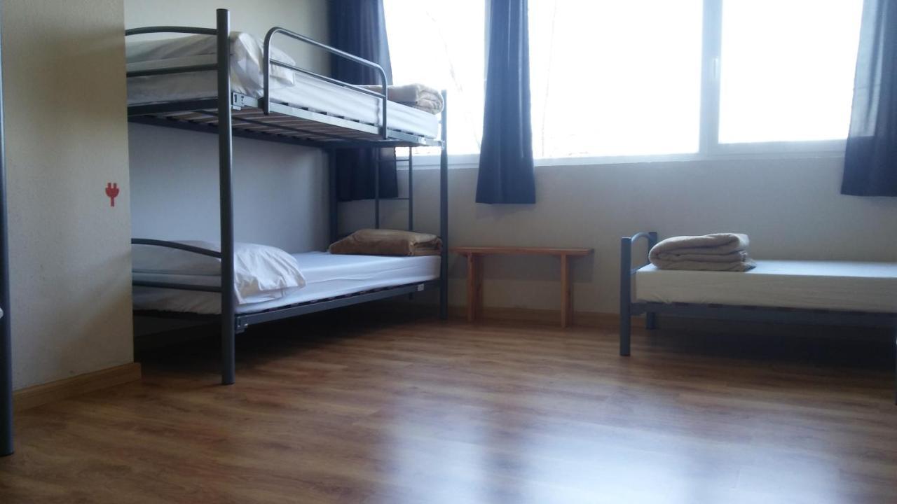 Alma Del Camino - Rooms & Albergue Саррія Екстер'єр фото