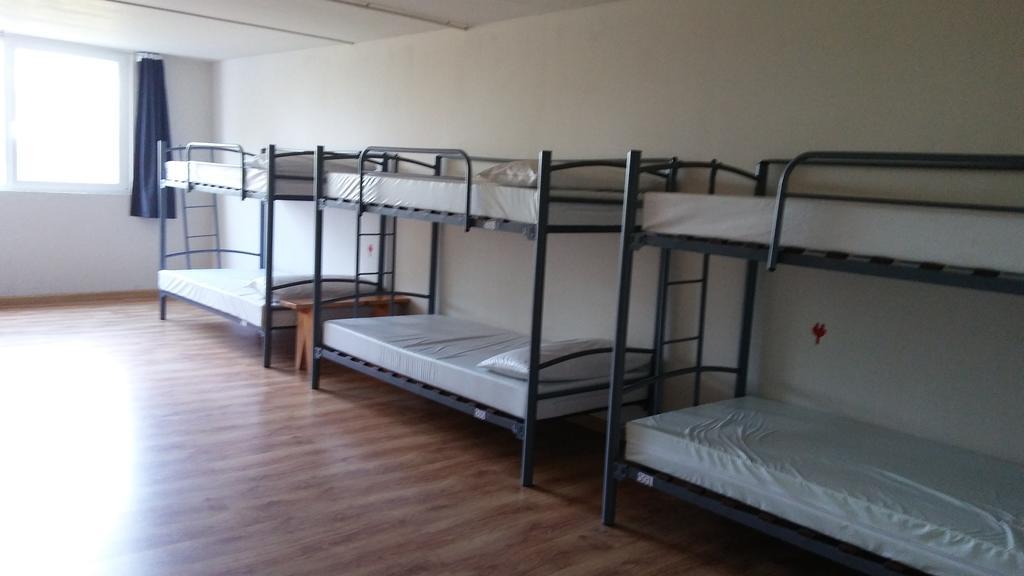 Alma Del Camino - Rooms & Albergue Саррія Екстер'єр фото