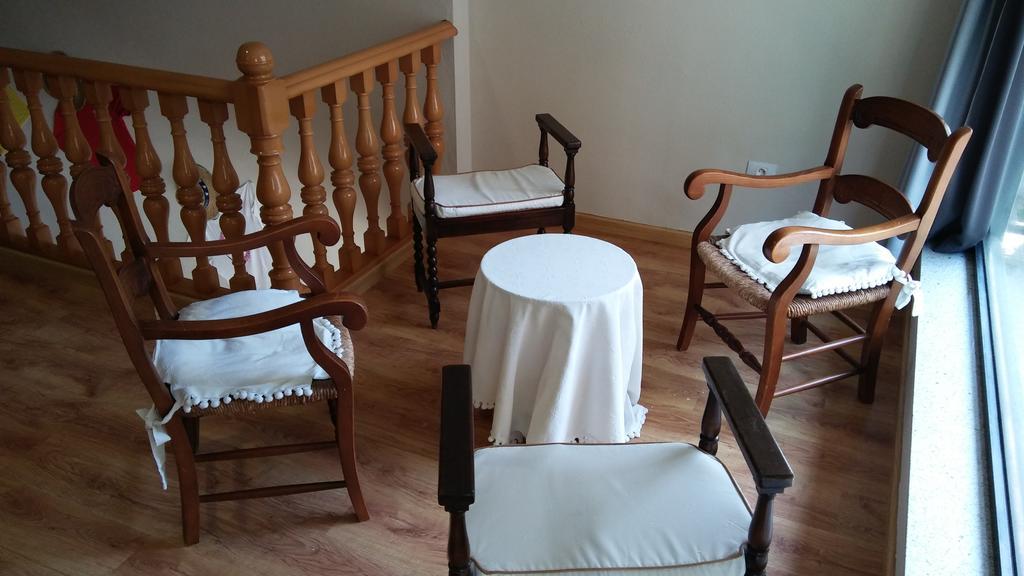 Alma Del Camino - Rooms & Albergue Саррія Екстер'єр фото
