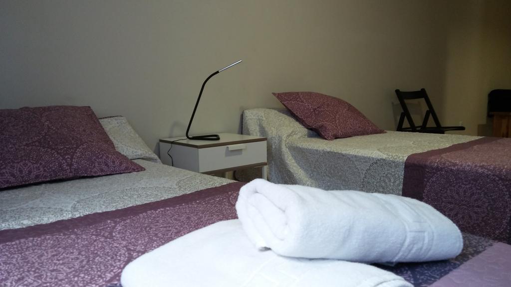 Alma Del Camino - Rooms & Albergue Саррія Екстер'єр фото