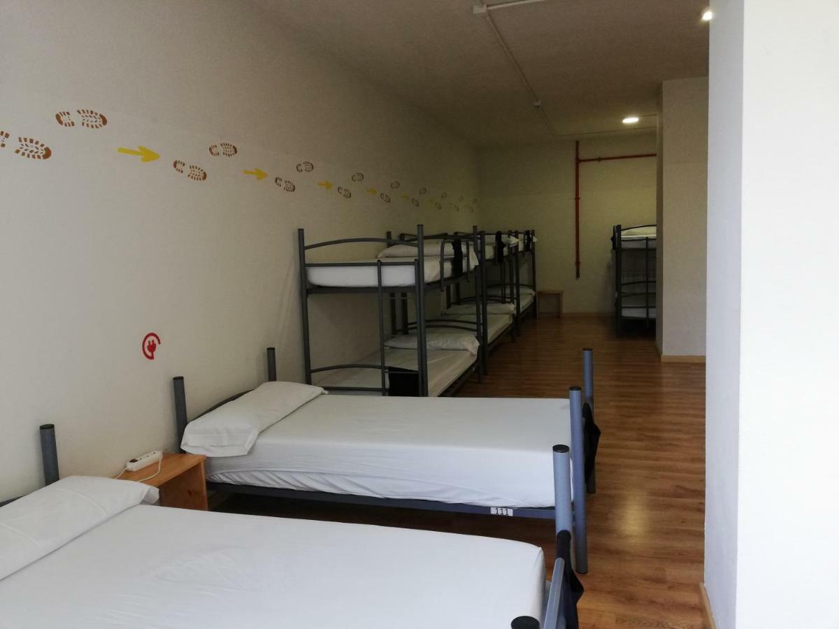 Alma Del Camino - Rooms & Albergue Саррія Екстер'єр фото