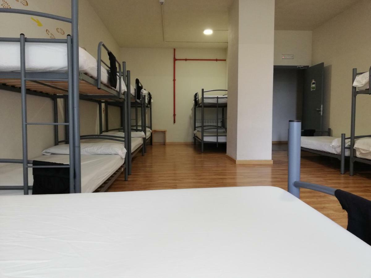 Alma Del Camino - Rooms & Albergue Саррія Екстер'єр фото